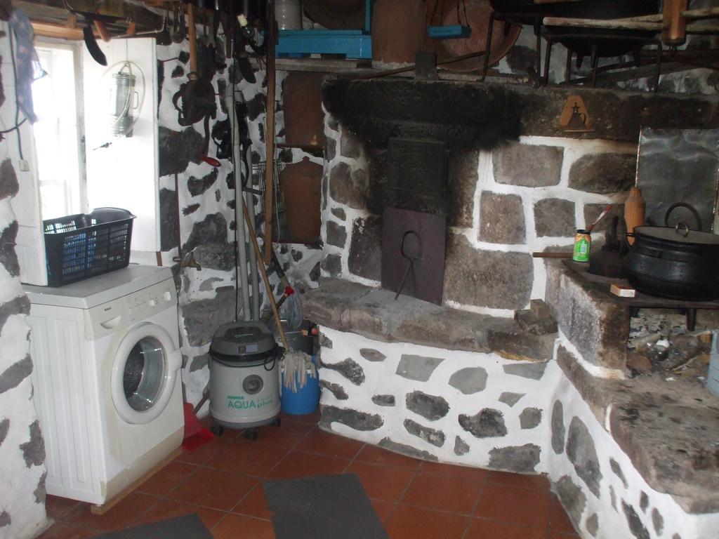 Adega Do Batista Villa Calheta  Room photo